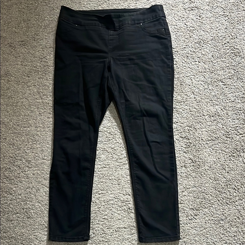 Chico’s So Slimming Fit jeans
